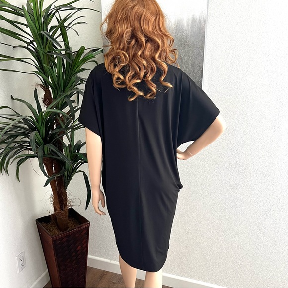Duette NYC Black Stretchy Zip Front V-Neck Dress with Dolman Sleeves - Picture 3 of 9